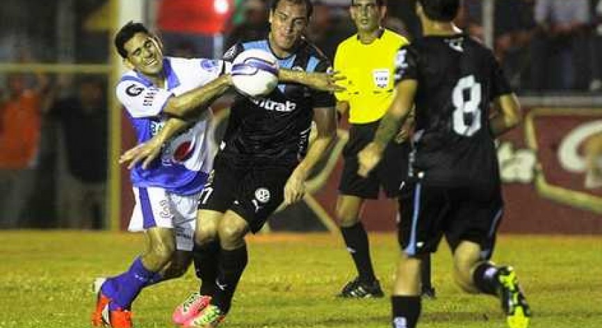 Comunicaciones continúa de lider en el Torneo de Clausura de Guatemala